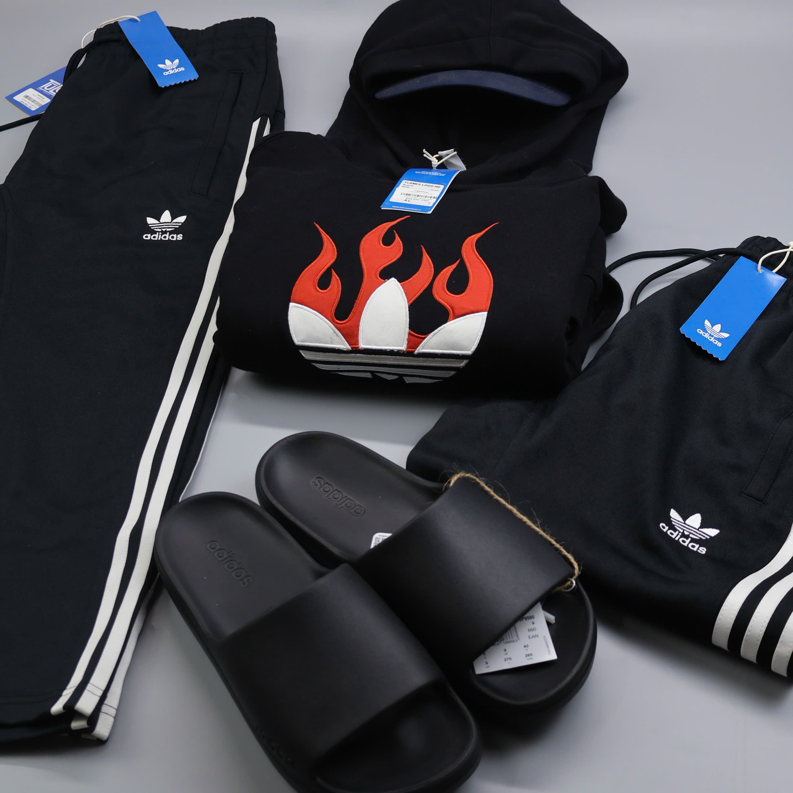 Quần " ADIDAS " form lửng